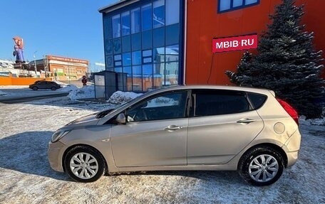 Hyundai Solaris II рестайлинг, 2012 год, 520 000 рублей, 2 фотография