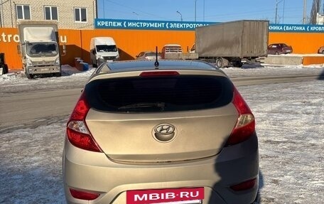 Hyundai Solaris II рестайлинг, 2012 год, 520 000 рублей, 3 фотография