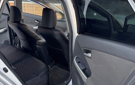 Toyota Prius, 2010 год, 949 000 рублей, 12 фотография