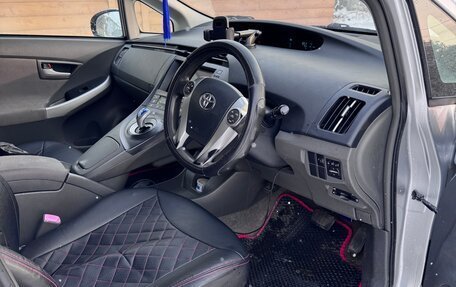 Toyota Prius, 2010 год, 949 000 рублей, 14 фотография
