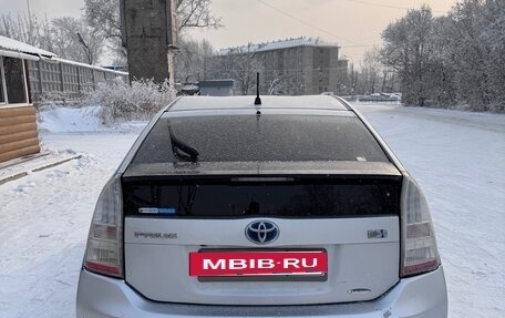 Toyota Prius, 2010 год, 949 000 рублей, 6 фотография