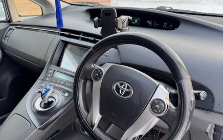 Toyota Prius, 2010 год, 949 000 рублей, 15 фотография