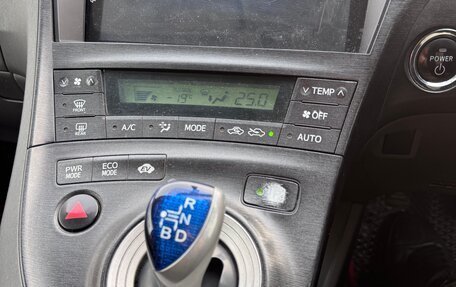 Toyota Prius, 2010 год, 949 000 рублей, 16 фотография