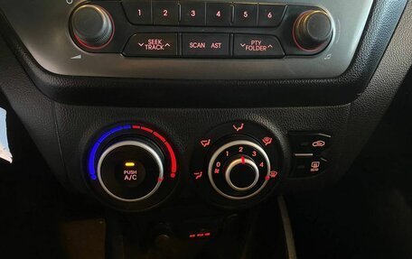 KIA Rio III рестайлинг, 2013 год, 755 000 рублей, 15 фотография