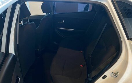 KIA Rio III рестайлинг, 2013 год, 755 000 рублей, 25 фотография