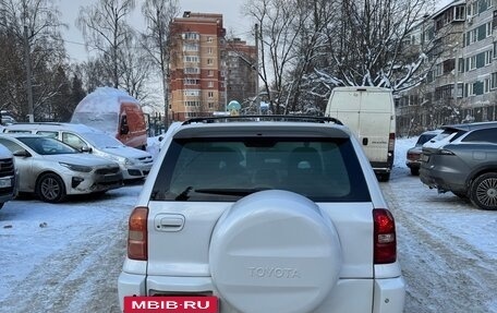 Toyota RAV4, 2005 год, 720 000 рублей, 3 фотография
