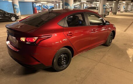 Hyundai Solaris II рестайлинг, 2021 год, 980 000 рублей, 3 фотография