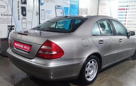 Mercedes-Benz E-Класс, 2004 год, 710 000 рублей, 5 фотография