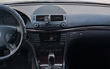 Mercedes-Benz E-Класс, 2004 год, 710 000 рублей, 16 фотография