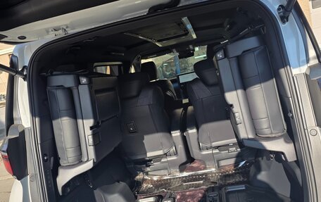 Toyota Vellfire, 2024 год, 10 800 000 рублей, 13 фотография