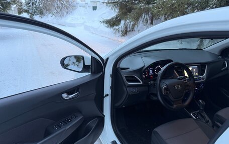 Hyundai Solaris II рестайлинг, 2018 год, 1 270 000 рублей, 8 фотография