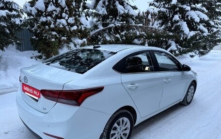 Hyundai Solaris II рестайлинг, 2018 год, 1 270 000 рублей, 4 фотография