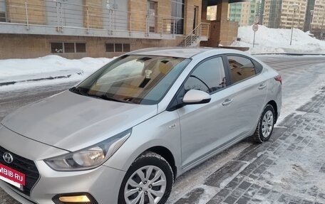 Hyundai Solaris II рестайлинг, 2017 год, 6 фотография