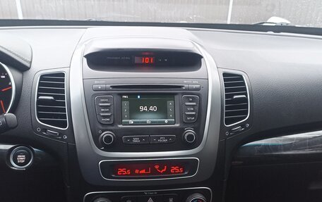 KIA Sorento II рестайлинг, 2015 год, 1 990 000 рублей, 13 фотография