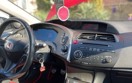 Honda Civic Type R VIII рестайлинг, 2007 год, 950 000 рублей, 10 фотография