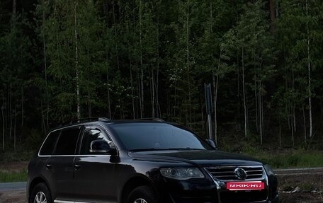 Volkswagen Touareg III, 2007 год, 830 000 рублей, 3 фотография