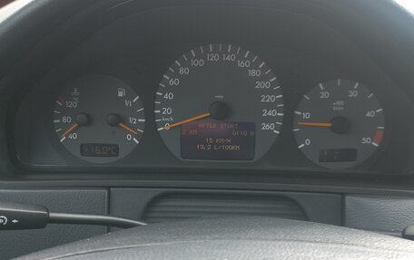 Mercedes-Benz E-Класс, 2002 год, 790 000 рублей, 4 фотография