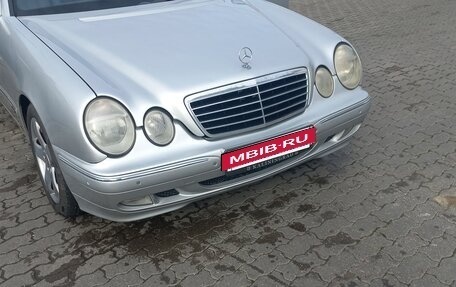 Mercedes-Benz E-Класс, 2002 год, 790 000 рублей, 8 фотография