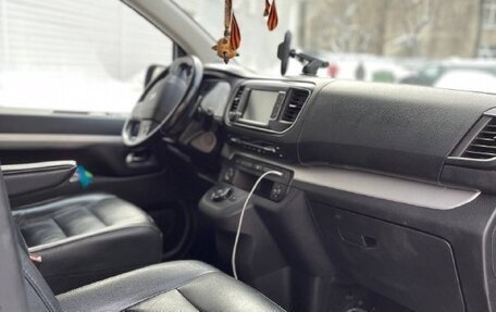 Peugeot Traveller I, 2018 год, 3 590 000 рублей, 16 фотография