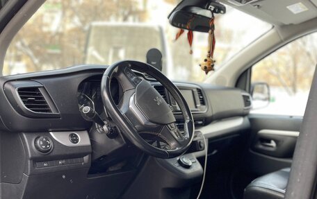 Peugeot Traveller I, 2018 год, 3 590 000 рублей, 13 фотография