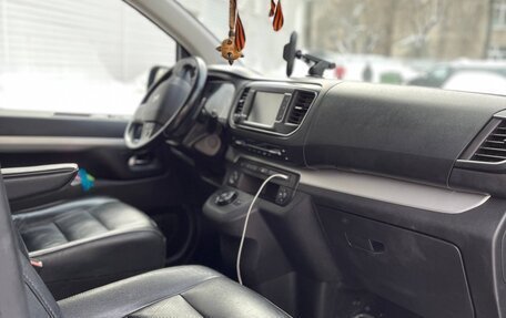 Peugeot Traveller I, 2018 год, 3 590 000 рублей, 15 фотография