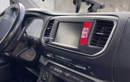 Peugeot Traveller I, 2018 год, 3 590 000 рублей, 14 фотография