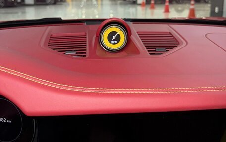 Porsche 911, 2021 год, 16 500 000 рублей, 14 фотография