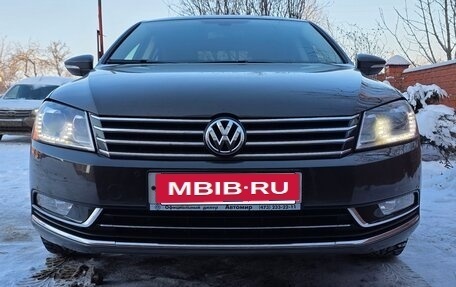 Volkswagen Passat B7, 2012 год, 1 450 000 рублей, 2 фотография
