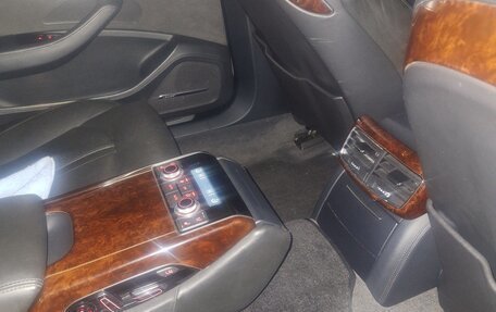 Audi A8, 2010 год, 1 650 000 рублей, 4 фотография