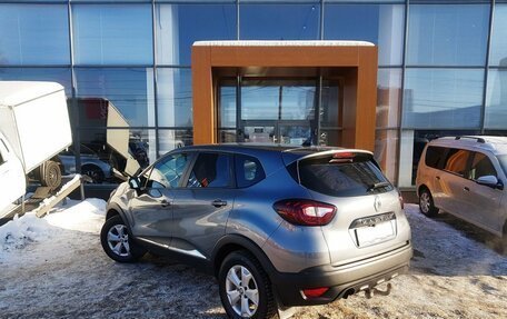 Renault Kaptur I рестайлинг, 2020 год, 1 750 000 рублей, 7 фотография