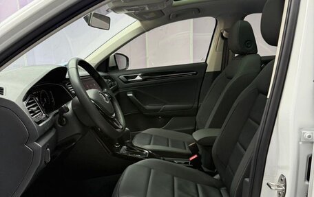 Volkswagen T-Roc I, 2023 год, 1 800 000 рублей, 5 фотография