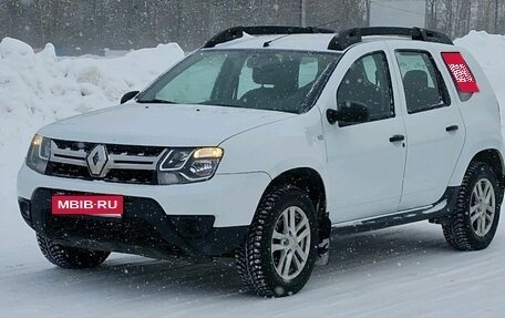 Renault Duster I рестайлинг, 2017 год, 995 000 рублей, 1 фотография