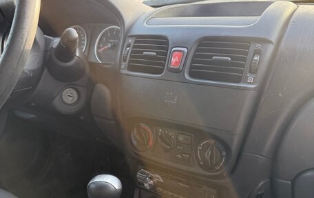 Nissan Almera, 2004 год, 220 000 рублей, 7 фотография