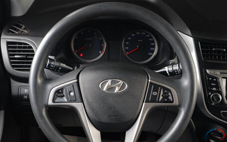 Hyundai Solaris II рестайлинг, 2016 год, 939 000 рублей, 15 фотография