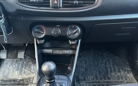 KIA Picanto III рестайлинг, 2018 год, 860 000 рублей, 10 фотография