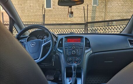 Opel Astra J, 2013 год, 690 000 рублей, 9 фотография