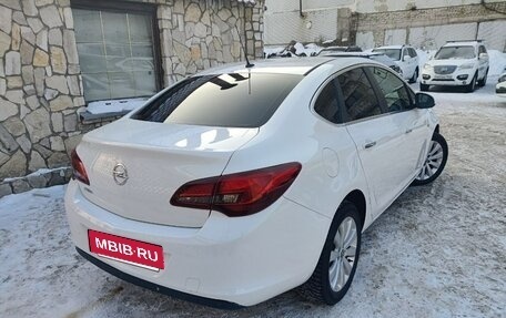 Opel Astra J, 2013 год, 690 000 рублей, 4 фотография