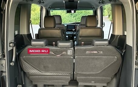 Honda Stepwgn IV, 2016 год, 1 990 000 рублей, 6 фотография