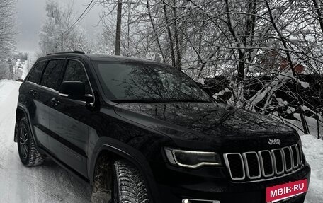 Jeep Grand Cherokee, 2018 год, 3 200 000 рублей, 14 фотография