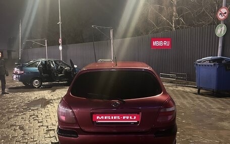 Nissan Almera, 2001 год, 150 000 рублей, 4 фотография