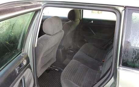 Volkswagen Passat B5+ рестайлинг, 2001 год, 330 000 рублей, 11 фотография