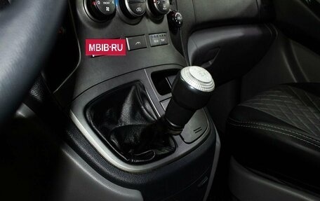 Hyundai H-1 II рестайлинг, 2008 год, 1 250 000 рублей, 17 фотография