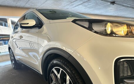 KIA Sportage IV рестайлинг, 2020 год, 2 800 000 рублей, 32 фотография