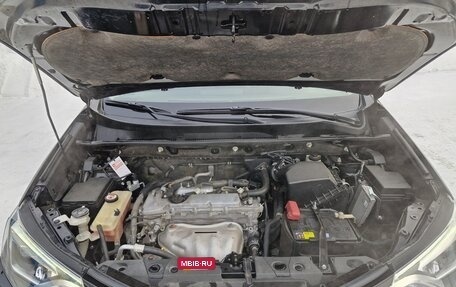 Toyota RAV4, 2017 год, 2 980 000 рублей, 13 фотография