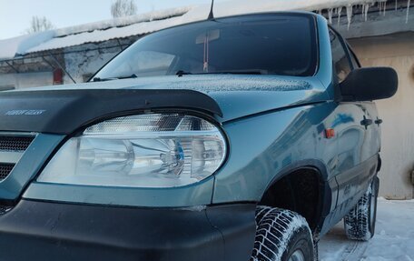 Chevrolet Niva I рестайлинг, 2006 год, 215 000 рублей, 3 фотография