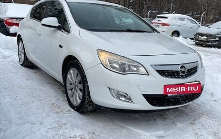 Opel Astra J, 2012 год, 750 000 рублей, 3 фотография