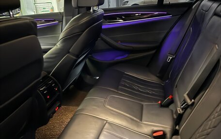 BMW 5 серия, 2021 год, 5 900 000 рублей, 8 фотография