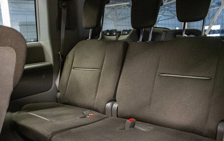 Honda Stepwgn IV, 2018 год, 2 149 000 рублей, 26 фотография