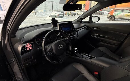 Toyota C-HR I рестайлинг, 2018 год, 2 100 000 рублей, 15 фотография