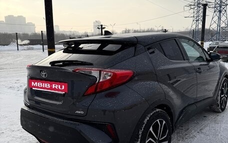 Toyota C-HR I рестайлинг, 2018 год, 2 100 000 рублей, 7 фотография